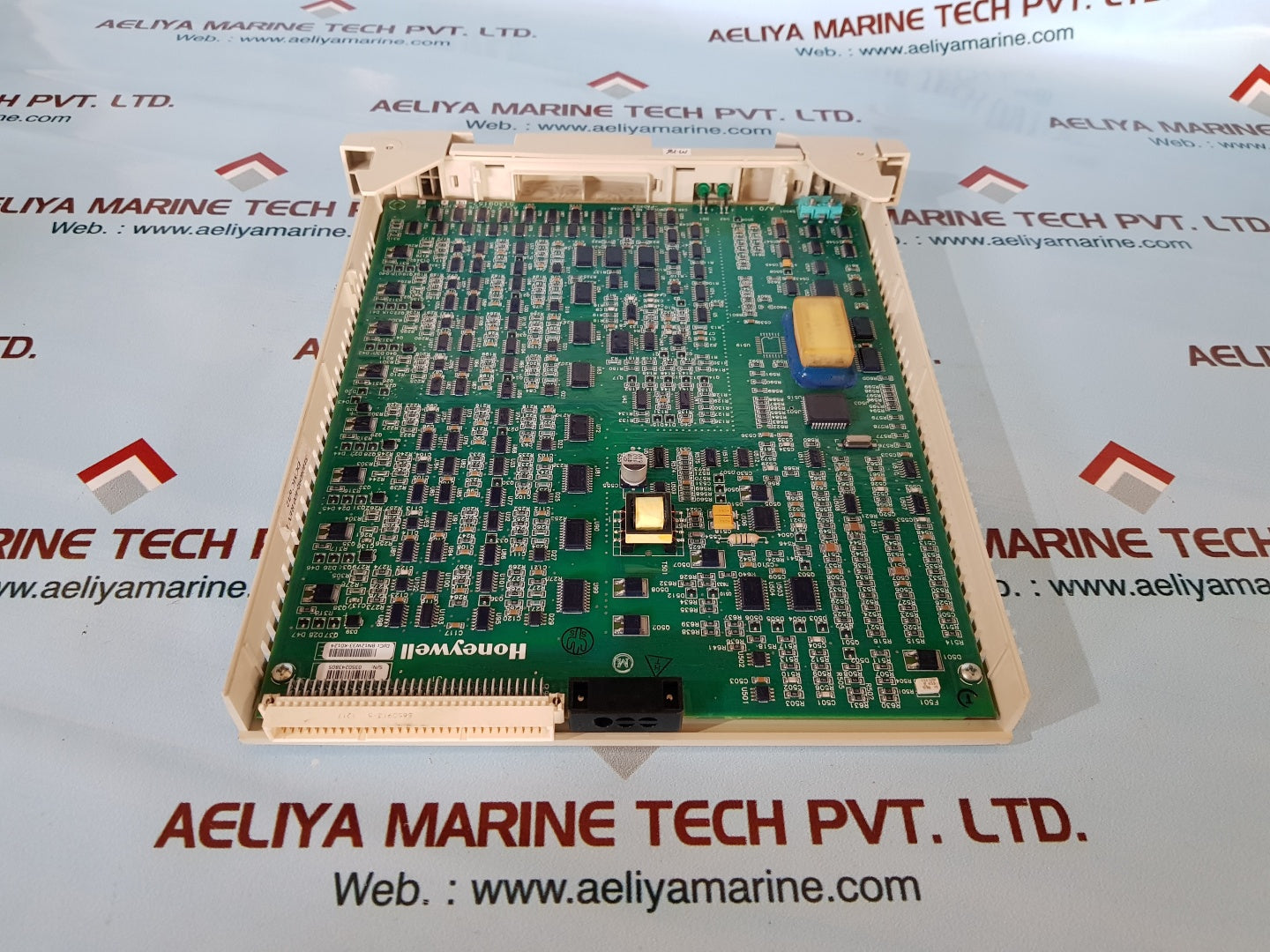 Honeywell 51309152-175 analog output module