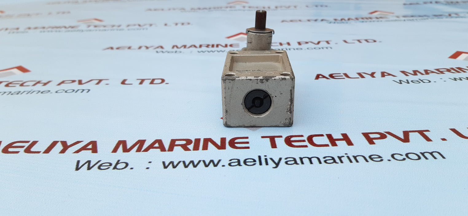 Smc vm8 pneumatic valve body