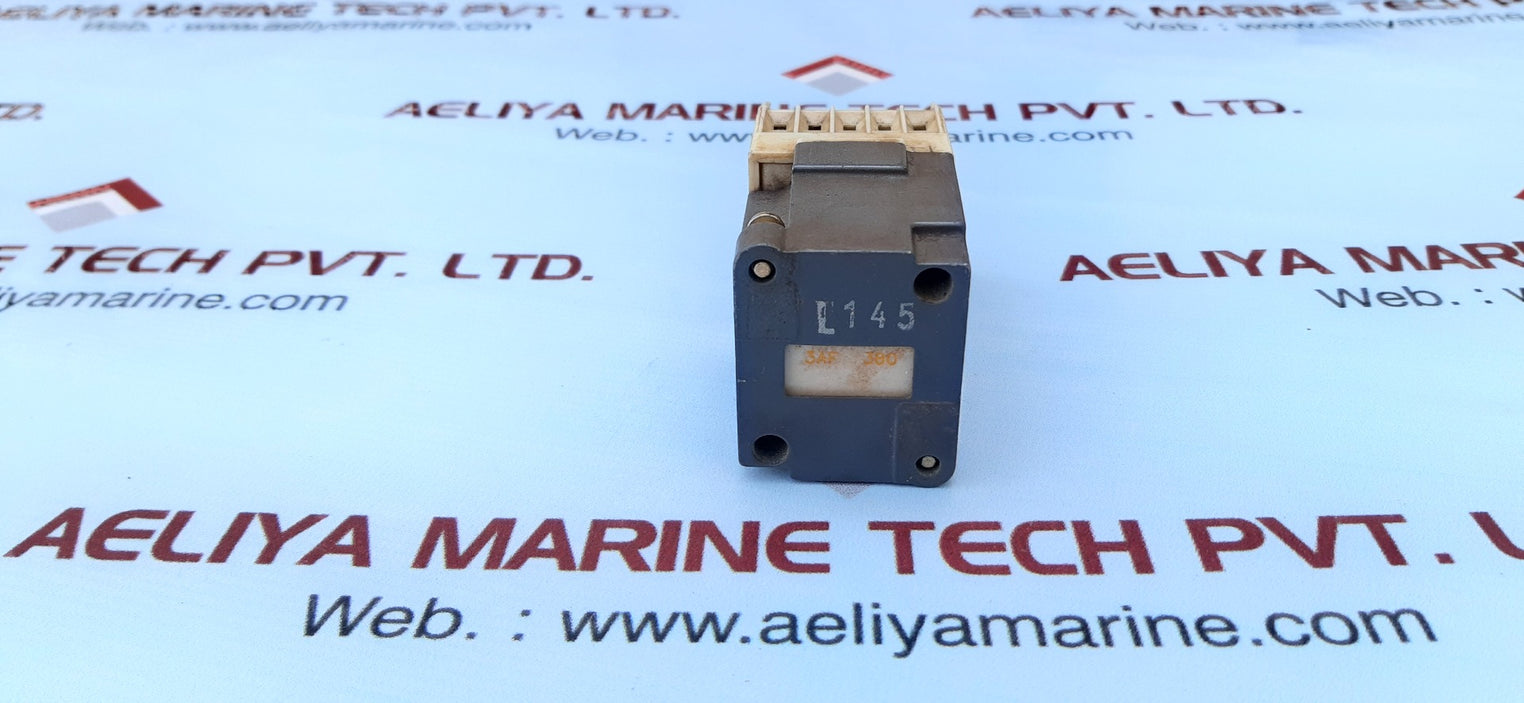 Telemecanique IEC255-1 relay