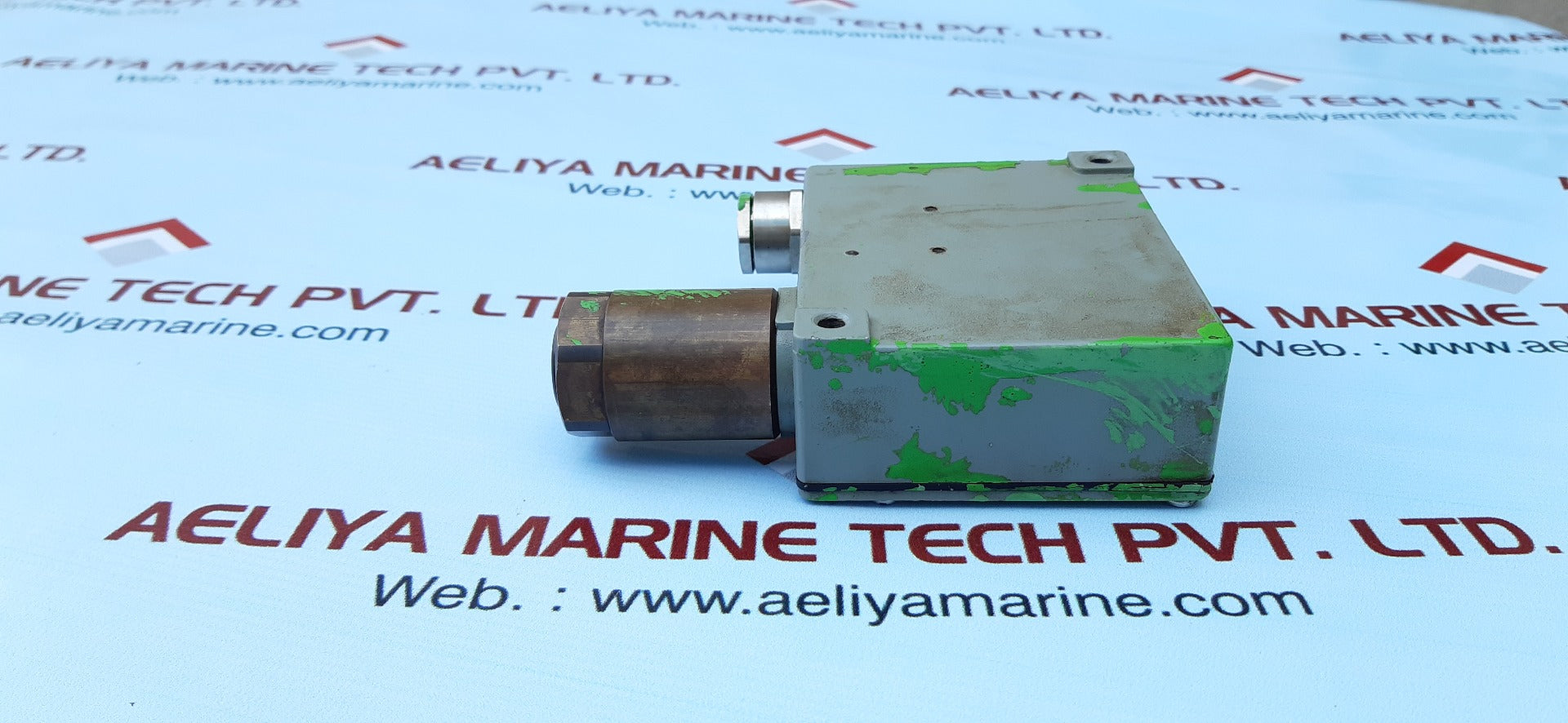Trafag 900.2376.903 pressure transmitter