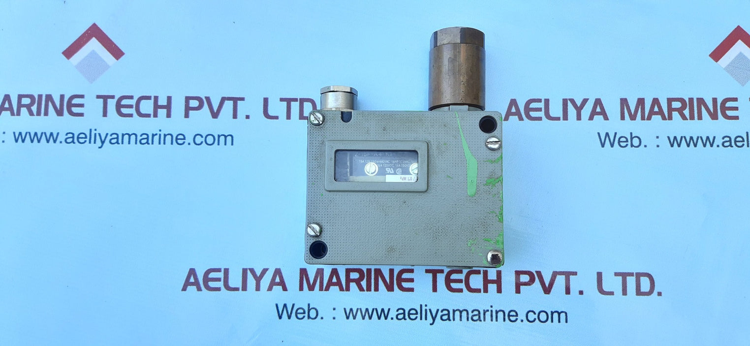 Trafag 900.2376.903 pressure transmitter