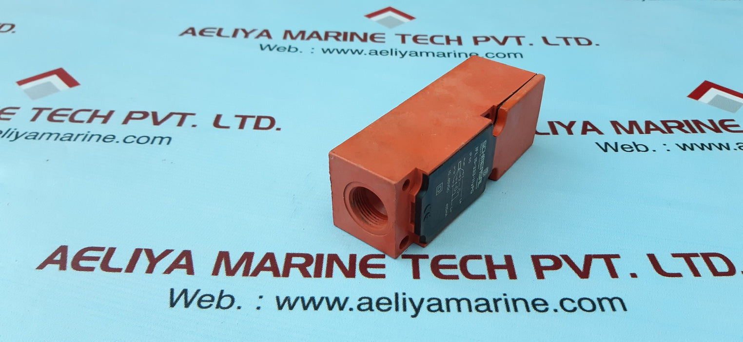 Schmersal ifl 15-333-11ypg proximity inductive switch ip 65