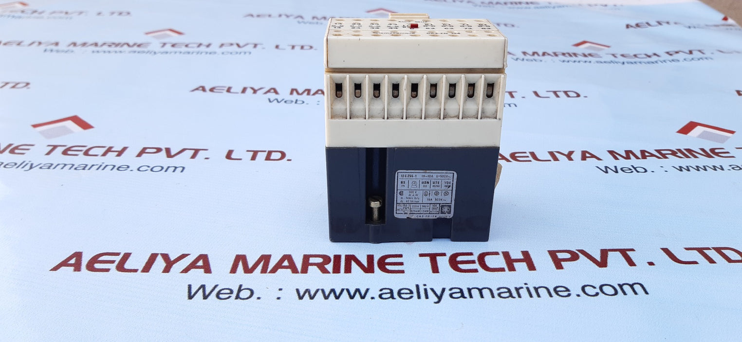 Telemecanique ca2-fn 144 relay 220v 60hz