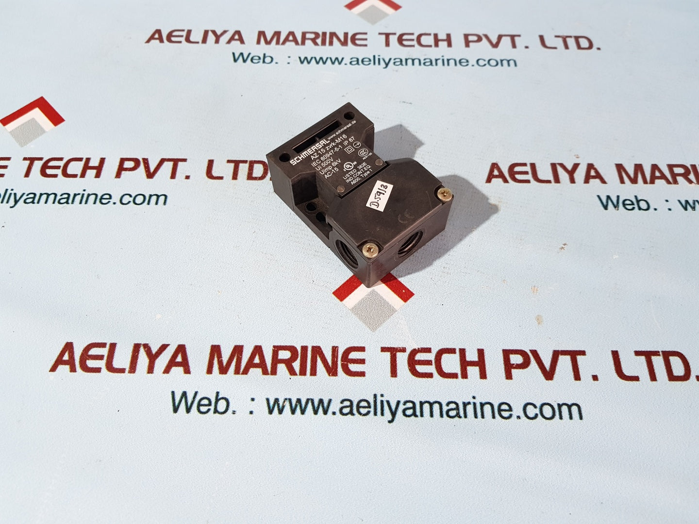 Schmersal az 15 zvrk-m16 interlock safety switch