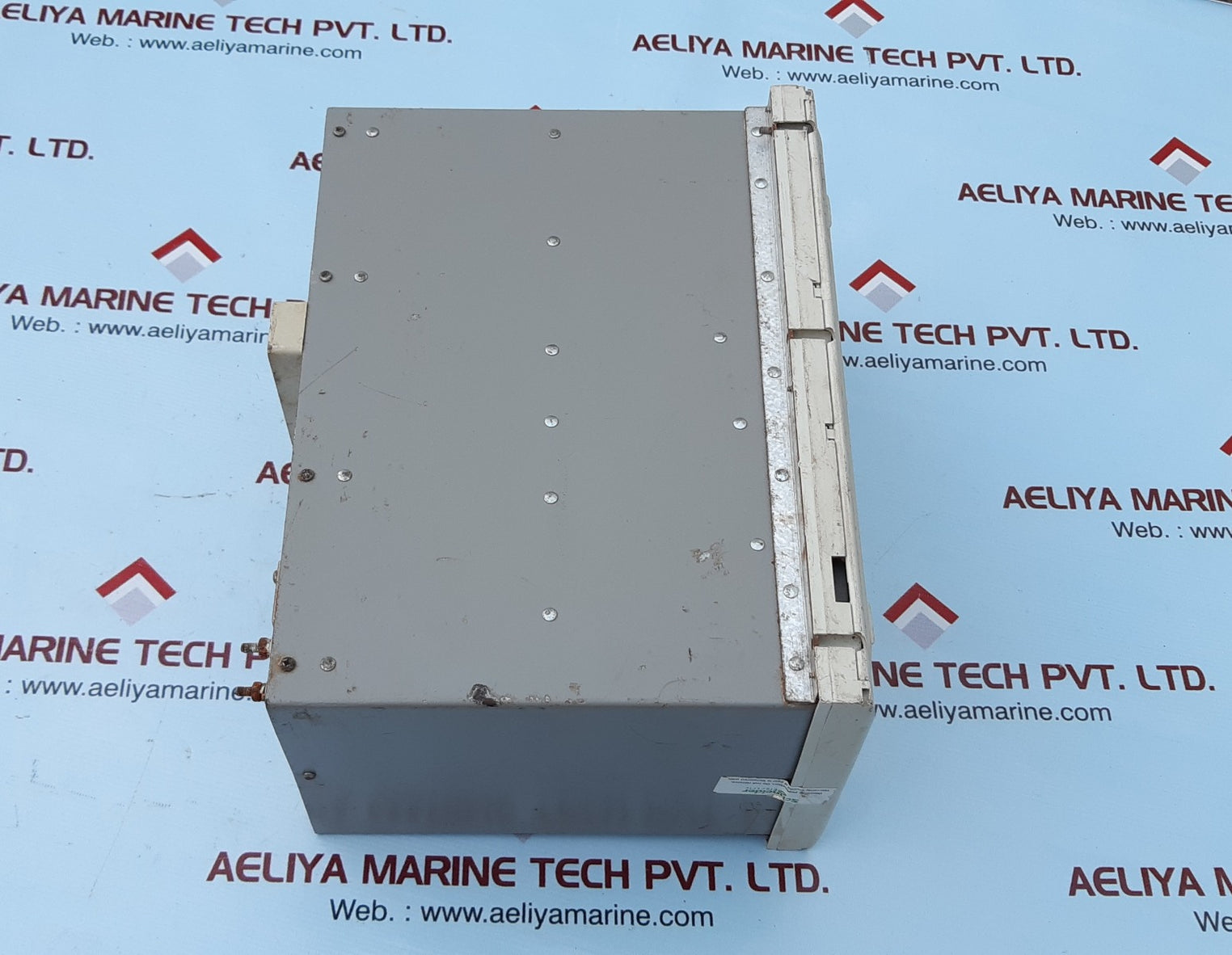 Schneider micom p143 overcurrent protection relay p143211c3m0468j