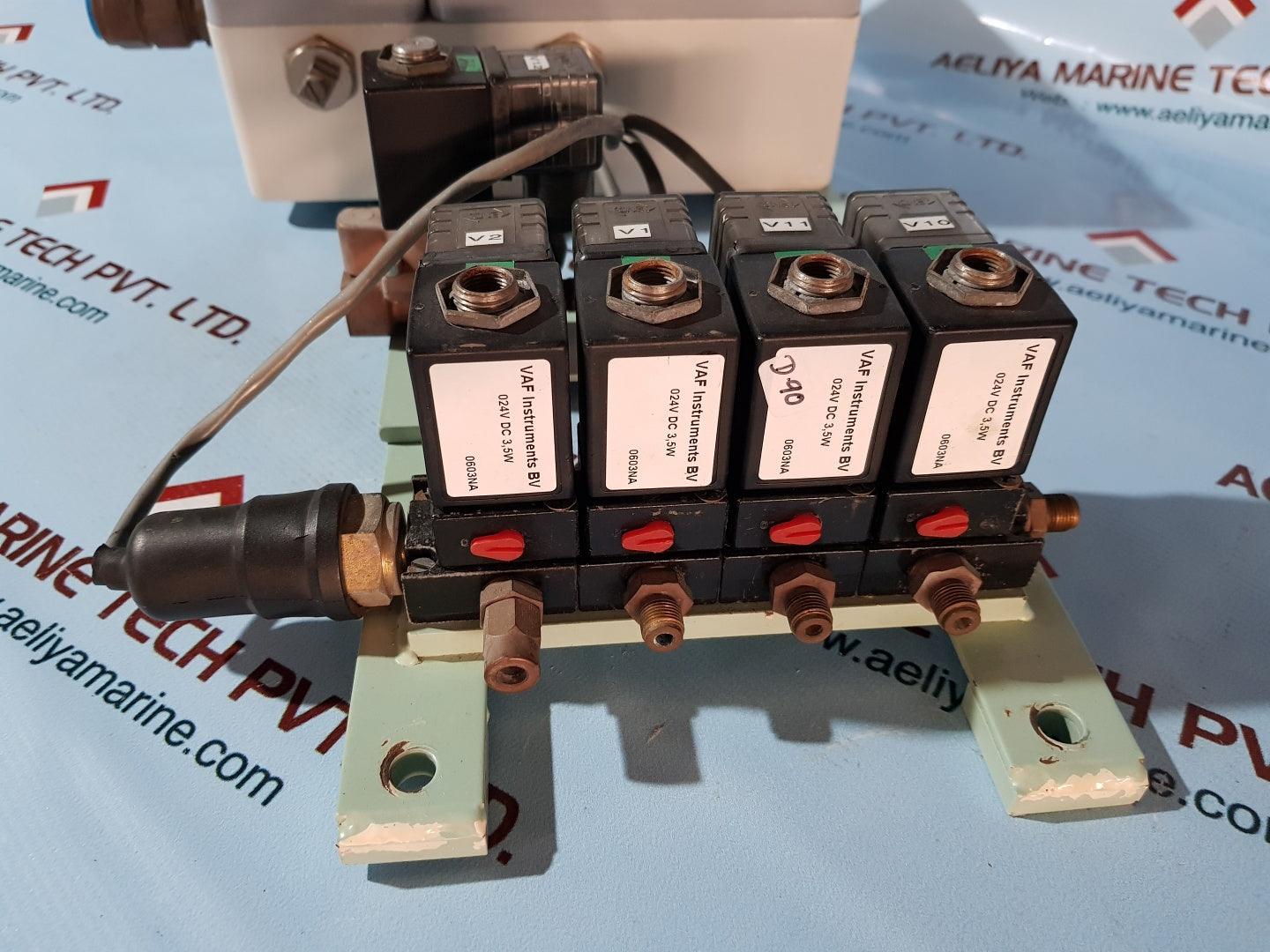 Vaf instruments 0206-0078 oilcon mark 6 with attachments