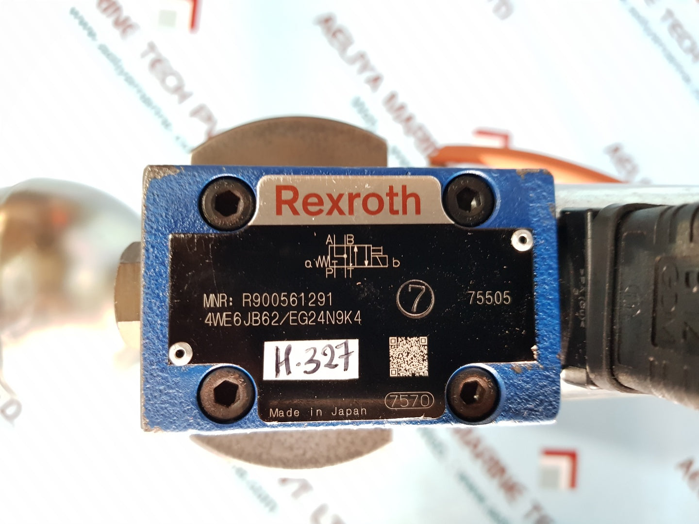 Rexroth r900561291 solenoid valve 4we 6 jb62/eg24n9k4