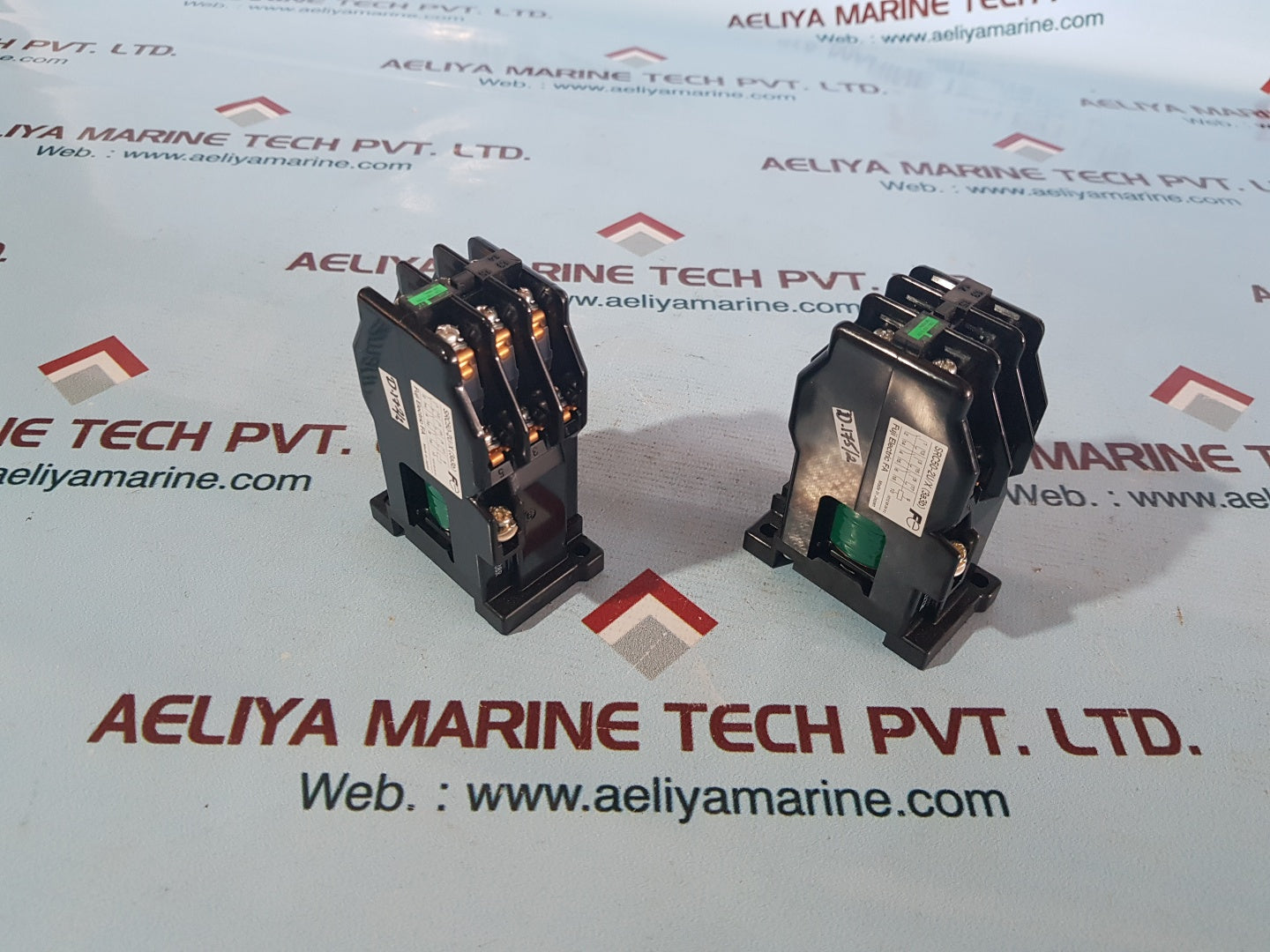 Fuji src50-2u/x (3a3b) contactor 100/100-110v 50/60hz