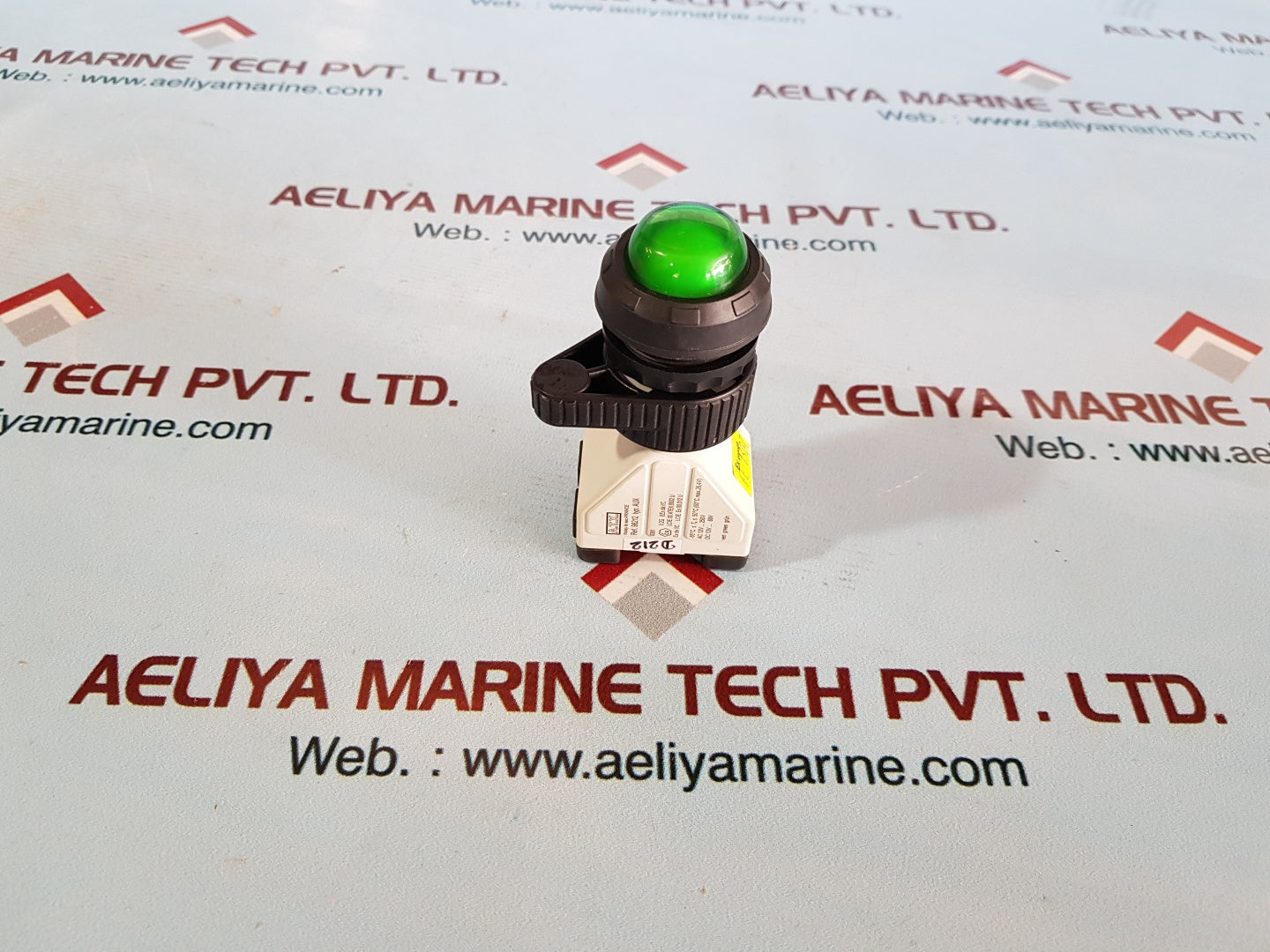 A.T.X 98212 type aux green lamp