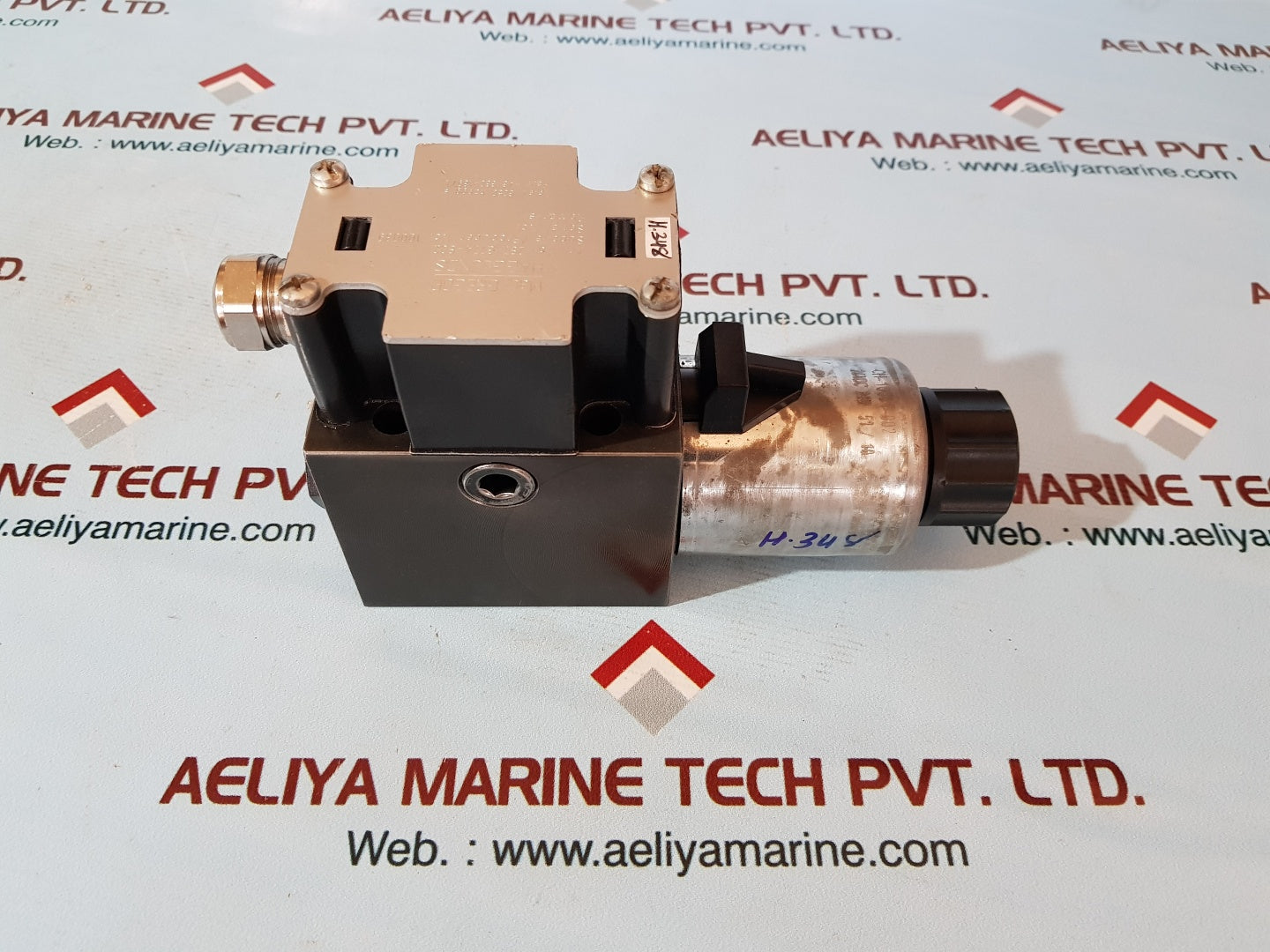 Macgregor hagglunds 287 3774-802 directional control valve