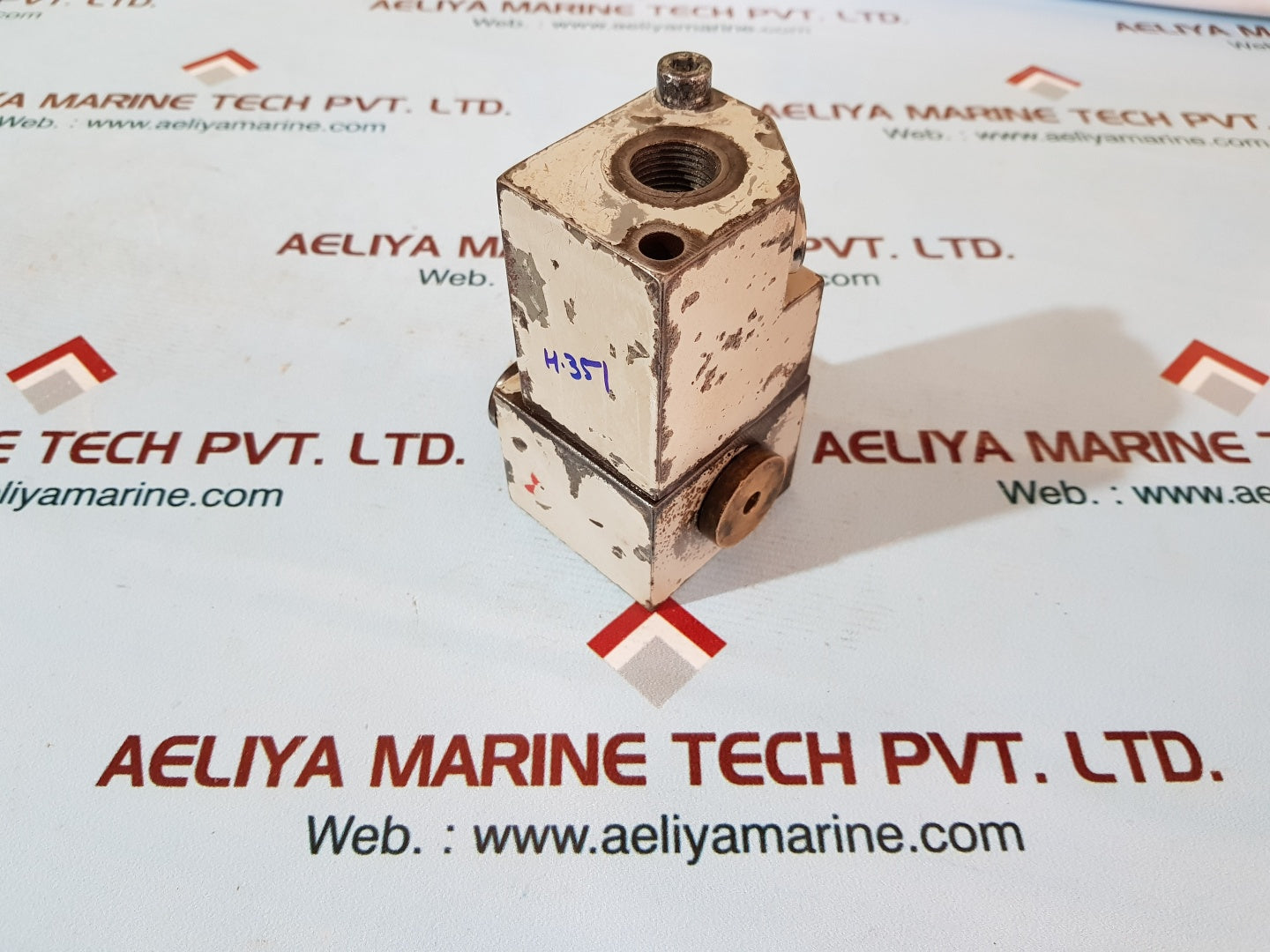 Hagglunds 2873290-804 hydraulic valve