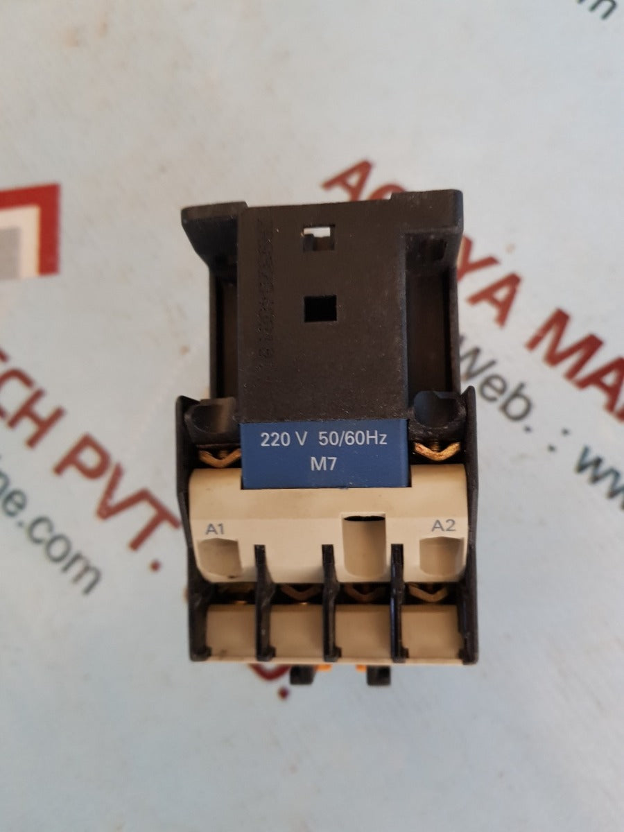 Telemecanique Ca2 Dn31 Control Relay 220V 50/60Hz