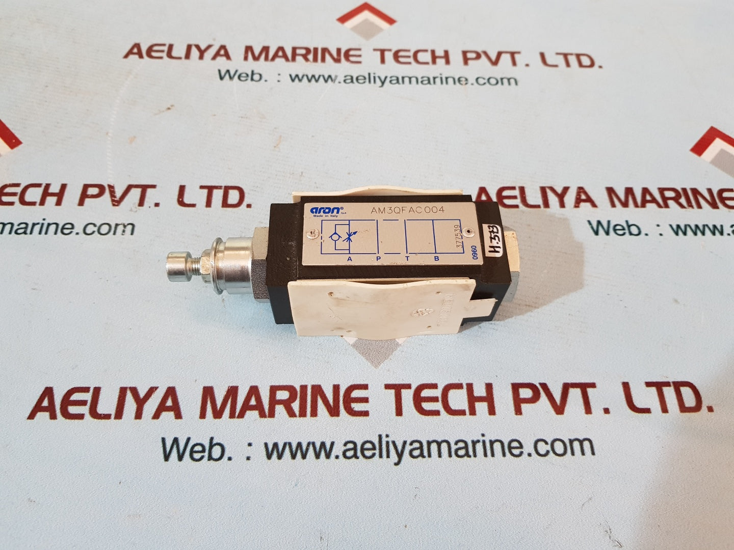 Aron am3qfac004 single flow control valve