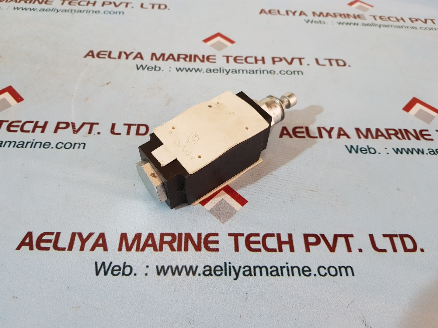 Aron am3qfac004 single flow control valve