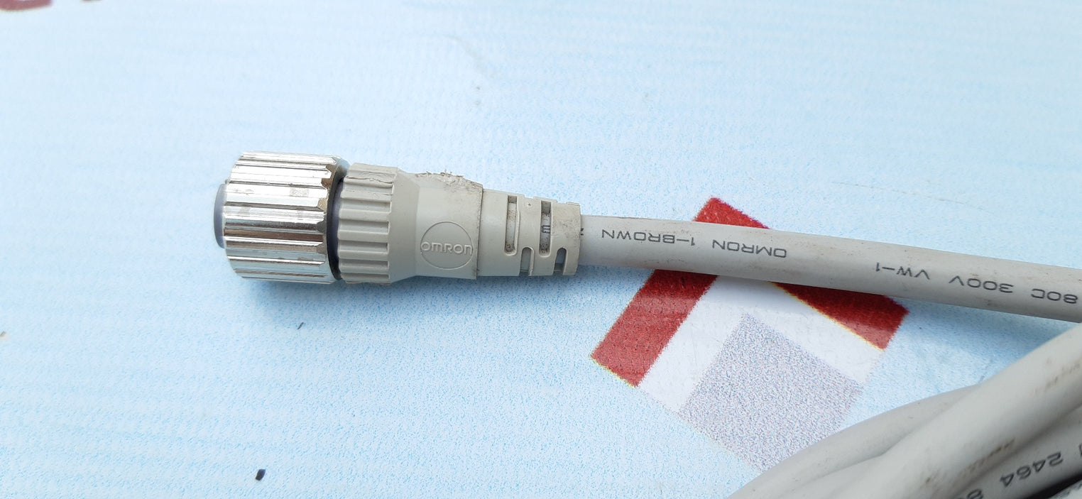 Omron Xs2F-d421-gco-f Connector