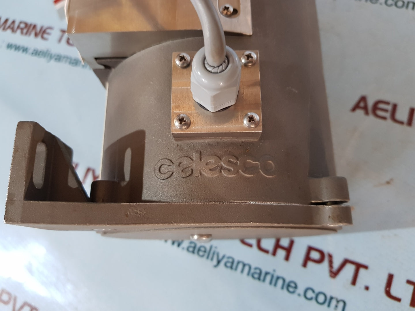Celesco pt9420-0300-324-1140 cable extension position transducer