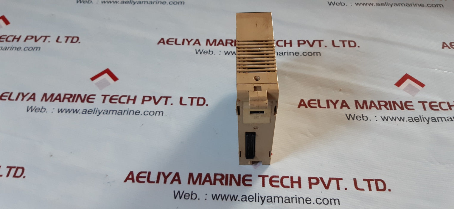 Omron C200H-0C224 Output Unit Module