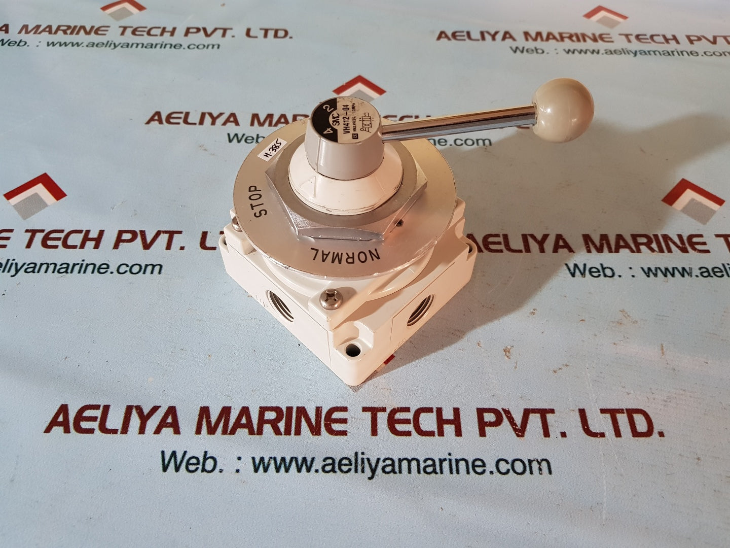 Smc vh412-04 manual pneumatic directional control valve