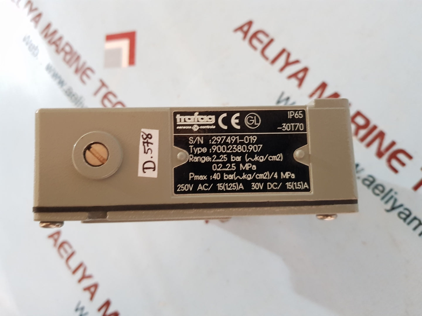 Trafag 900.2380.907 pressure switch 2....25bar