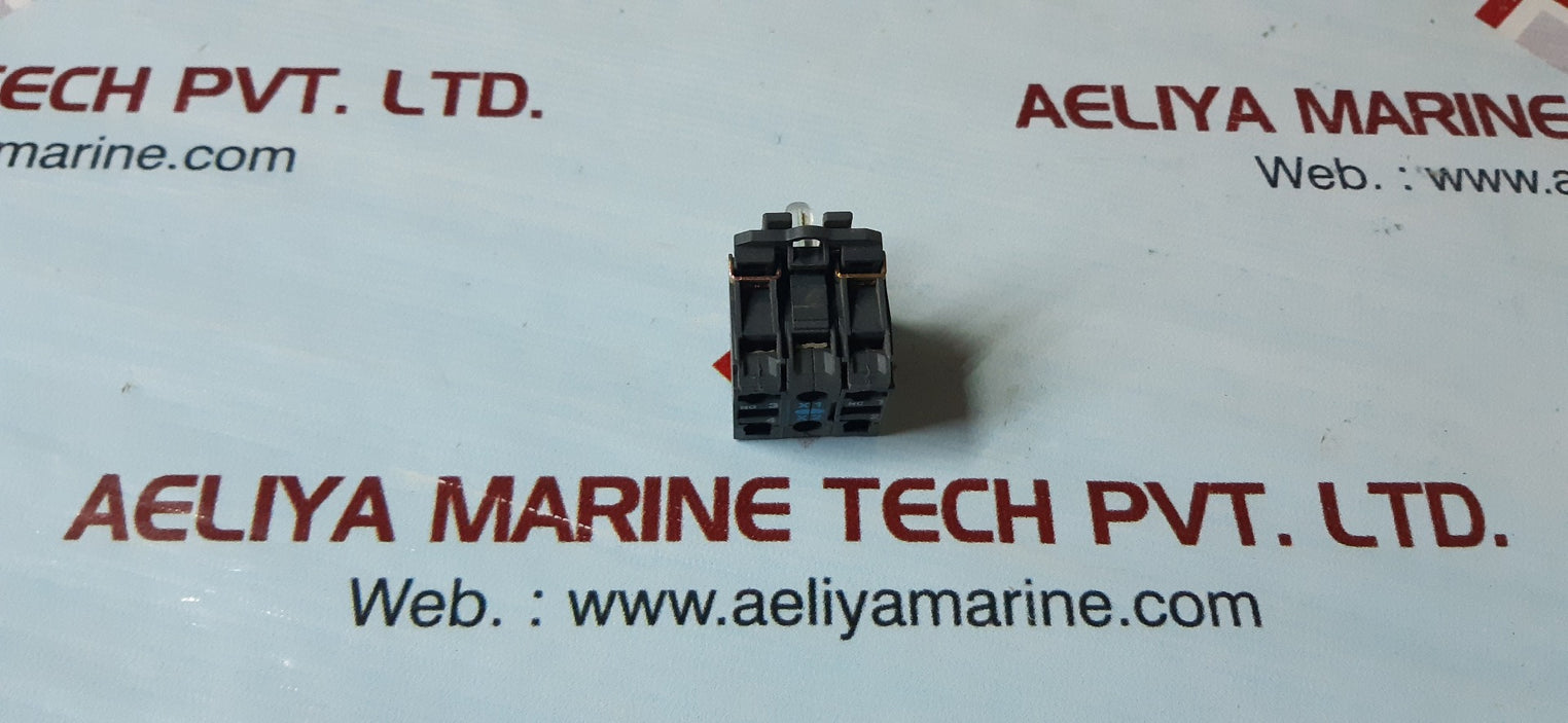 lot of 8x Telemecanique zbe-101 contact block