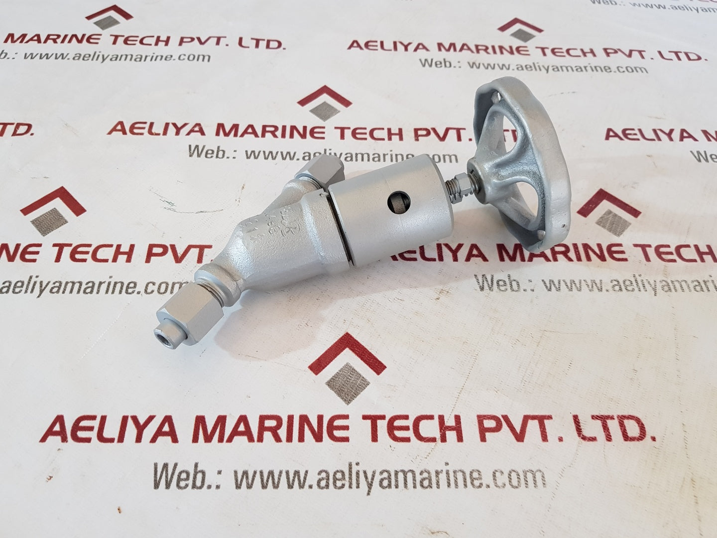 Pn320 45hm stop globe valve