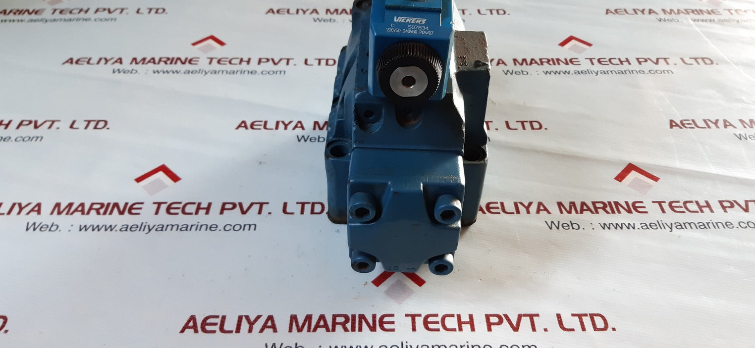 Eaton vickers dg5s h8 2a e m u d6 41 pilot valve dg4v 3 2a m u d6 60