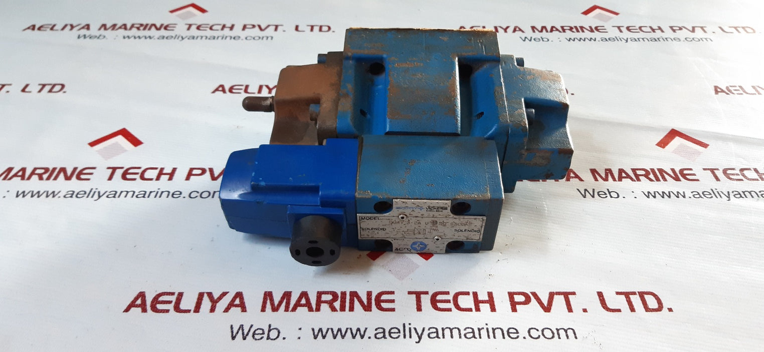 Sperry vickers dg4v 3 2a u b20 s300 directional valve