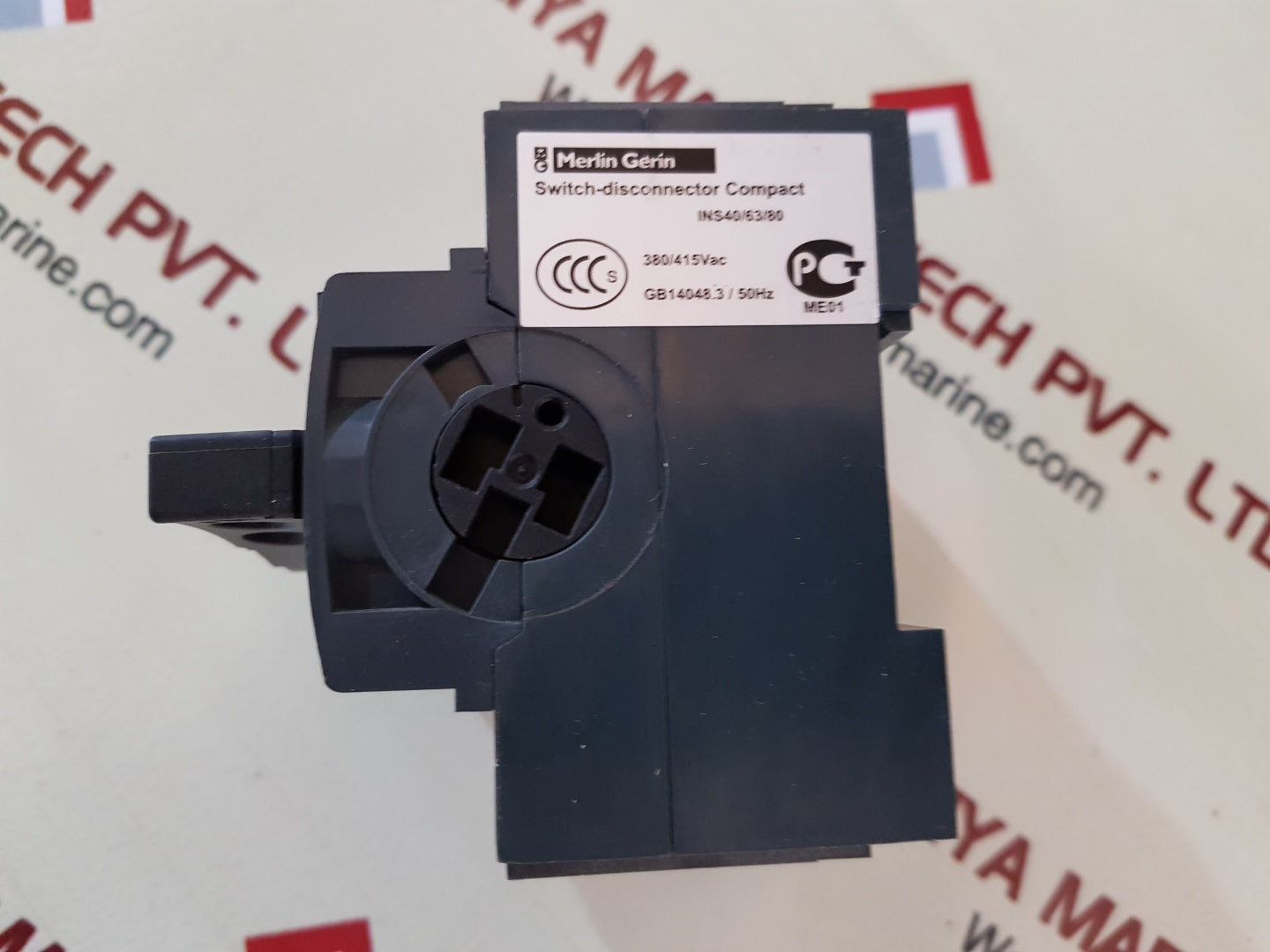Merlin Gerin Schneider electric switch disconnector compact ins40/63/80