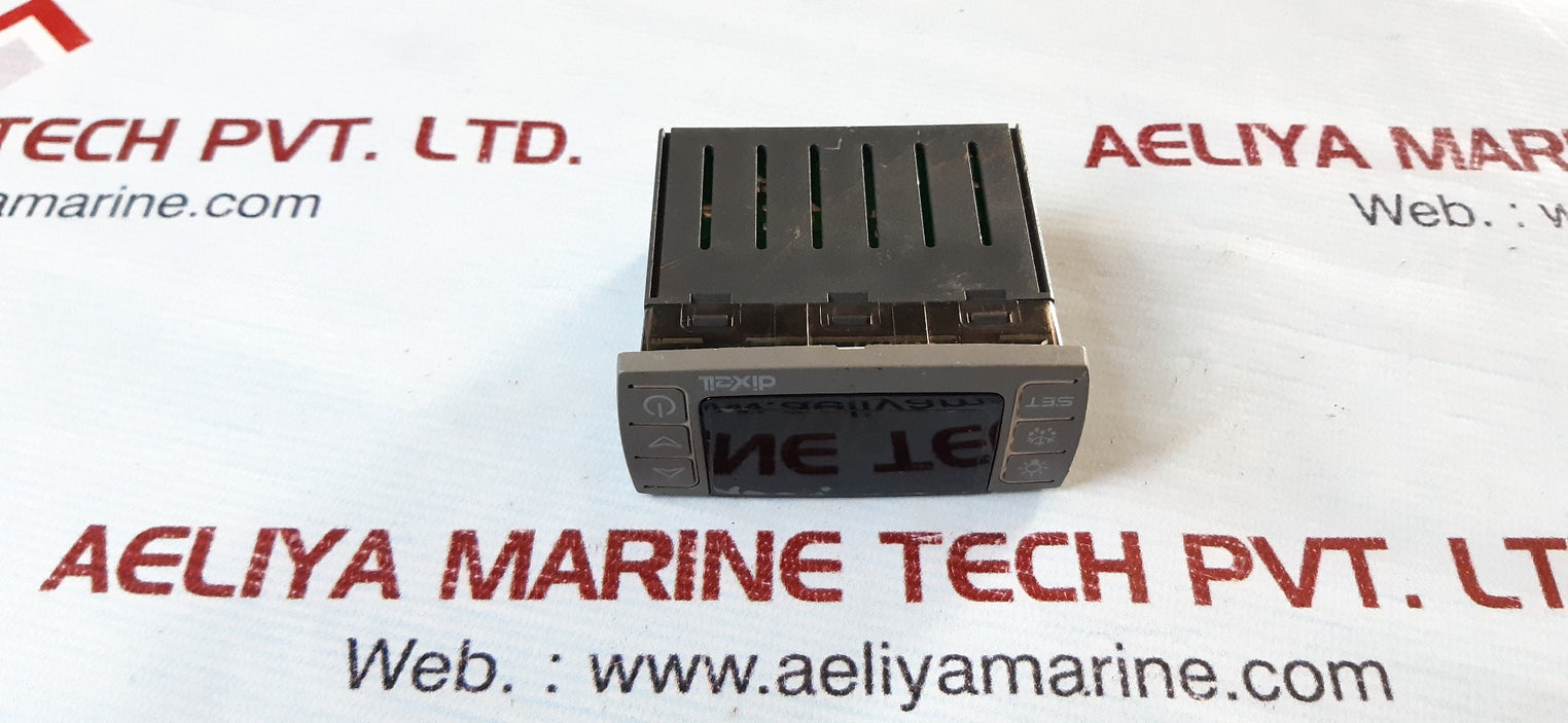 Dixell xr60cx-5n0c1 temperature controller