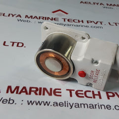 Elomek gpt marine door holder magnet 12v