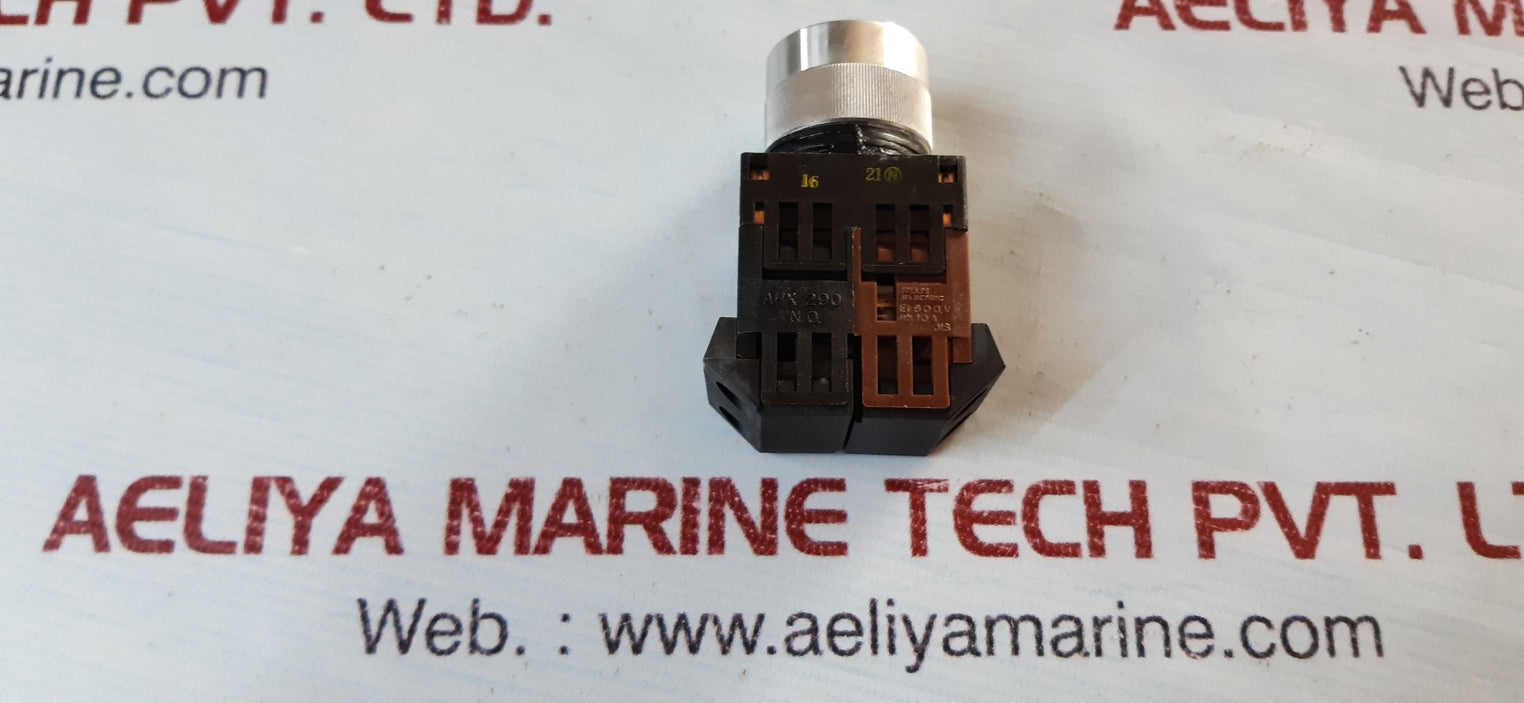 Fuji electric ah22-f command switch