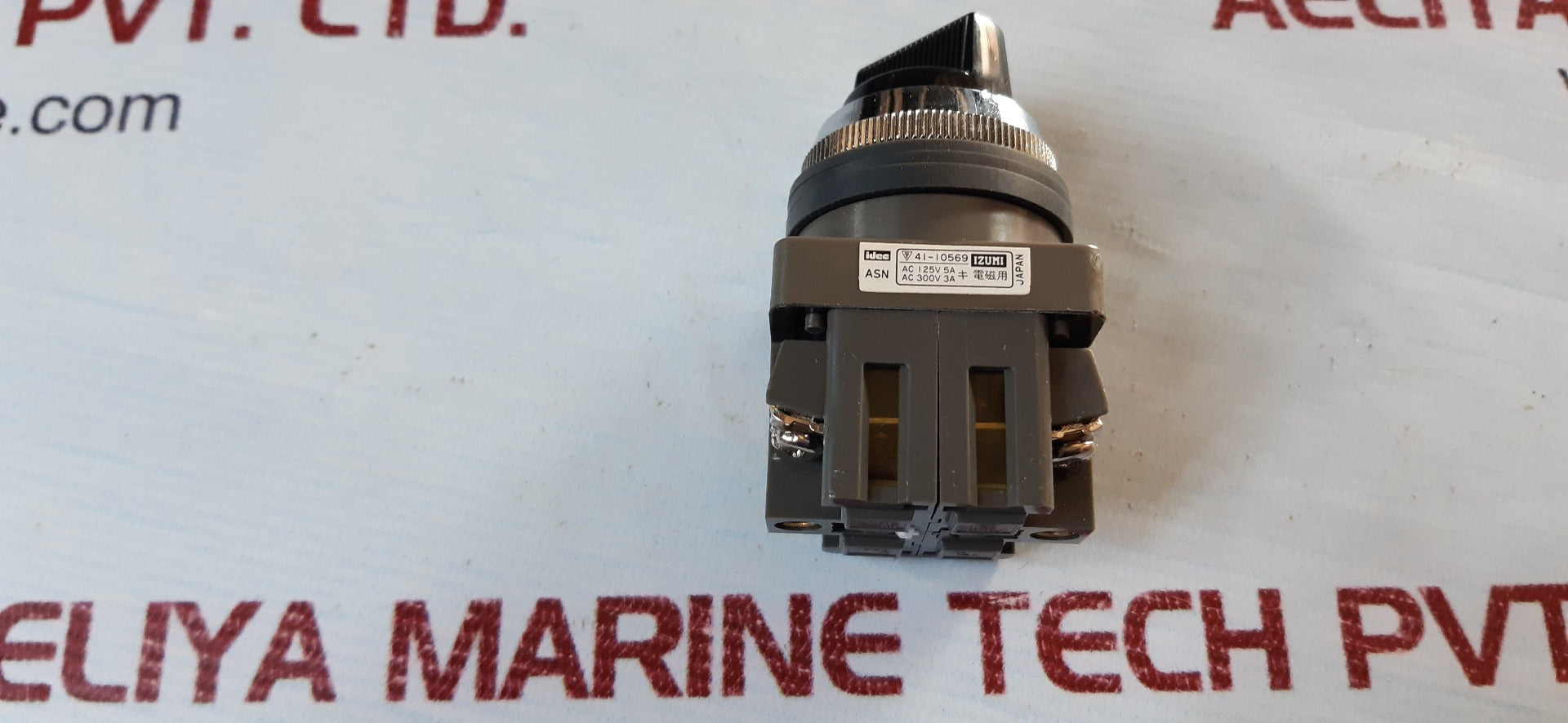 Idec izumi asn37s selector switch