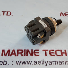 Idec izumi asn37s selector switch
