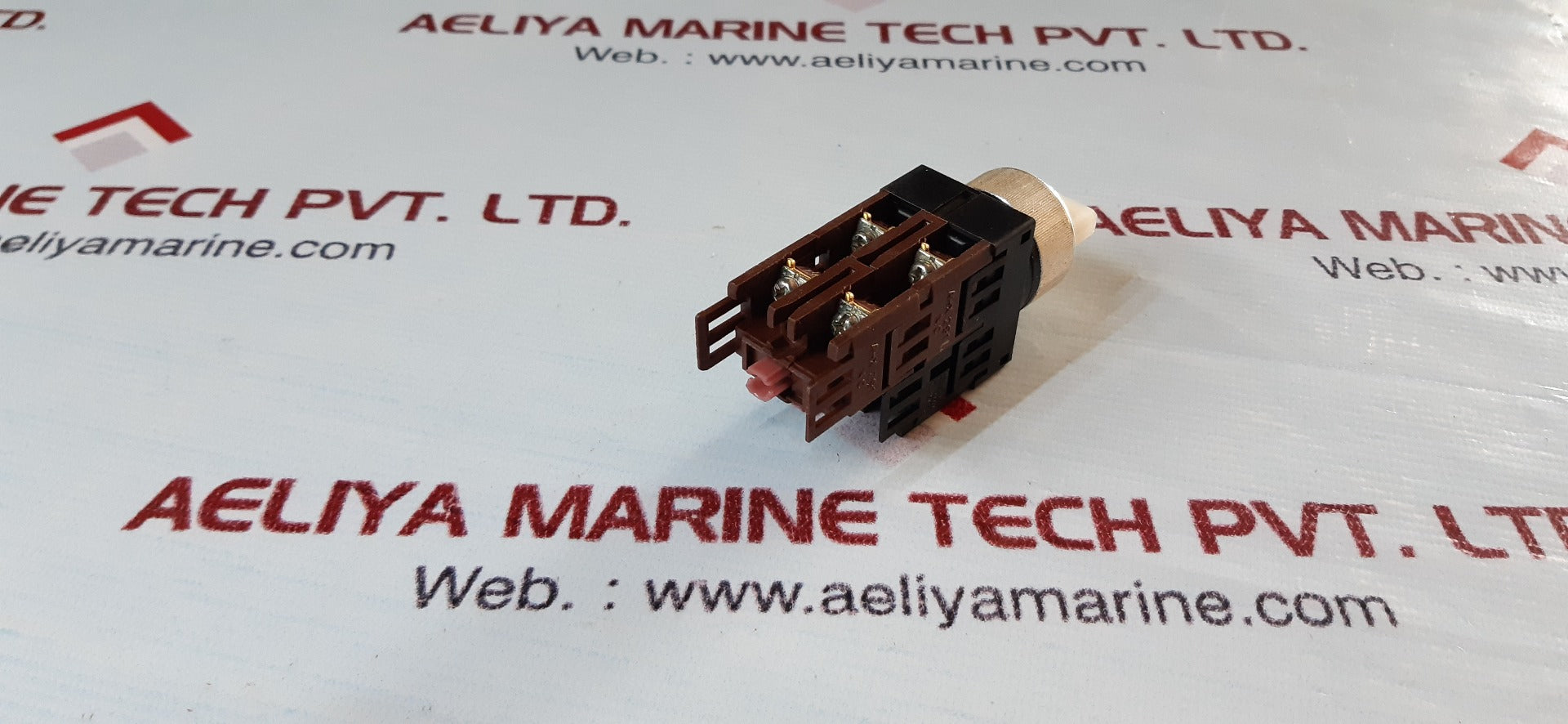 Fuji electric ah22-pl2 command switch