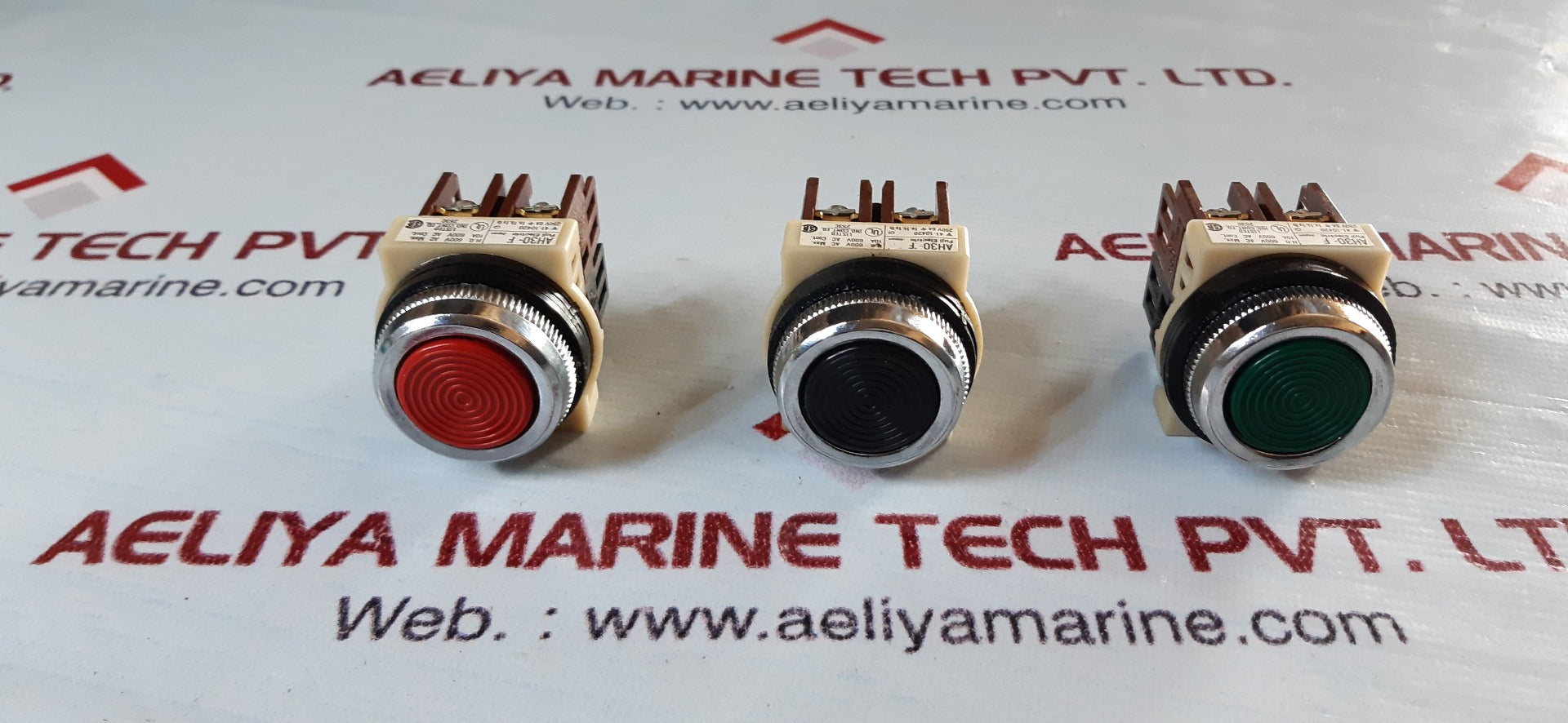 Flat Command Switch Fuji electric ah30-f push button command switch – Aeliya Marine Tech®