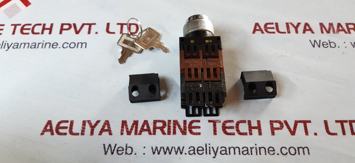 Fuji electric ah22-jc3c112 key selector switch