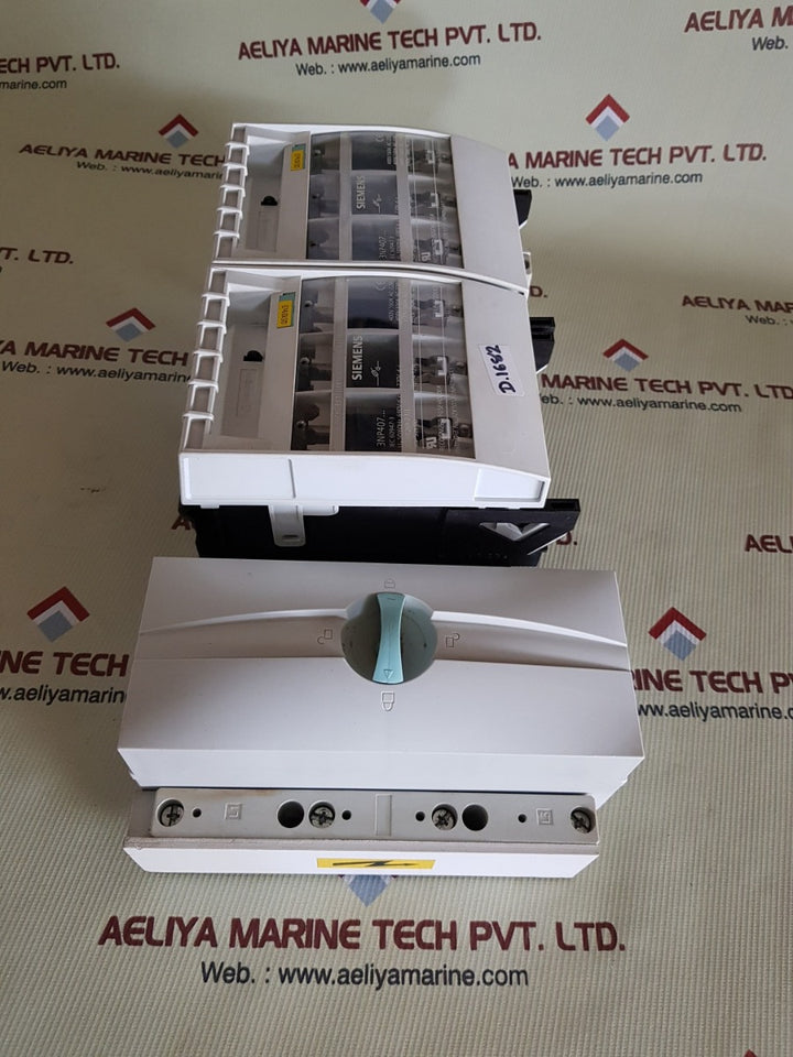 Siemens 3np407 fuseholder switch 160a 12w  Attachment