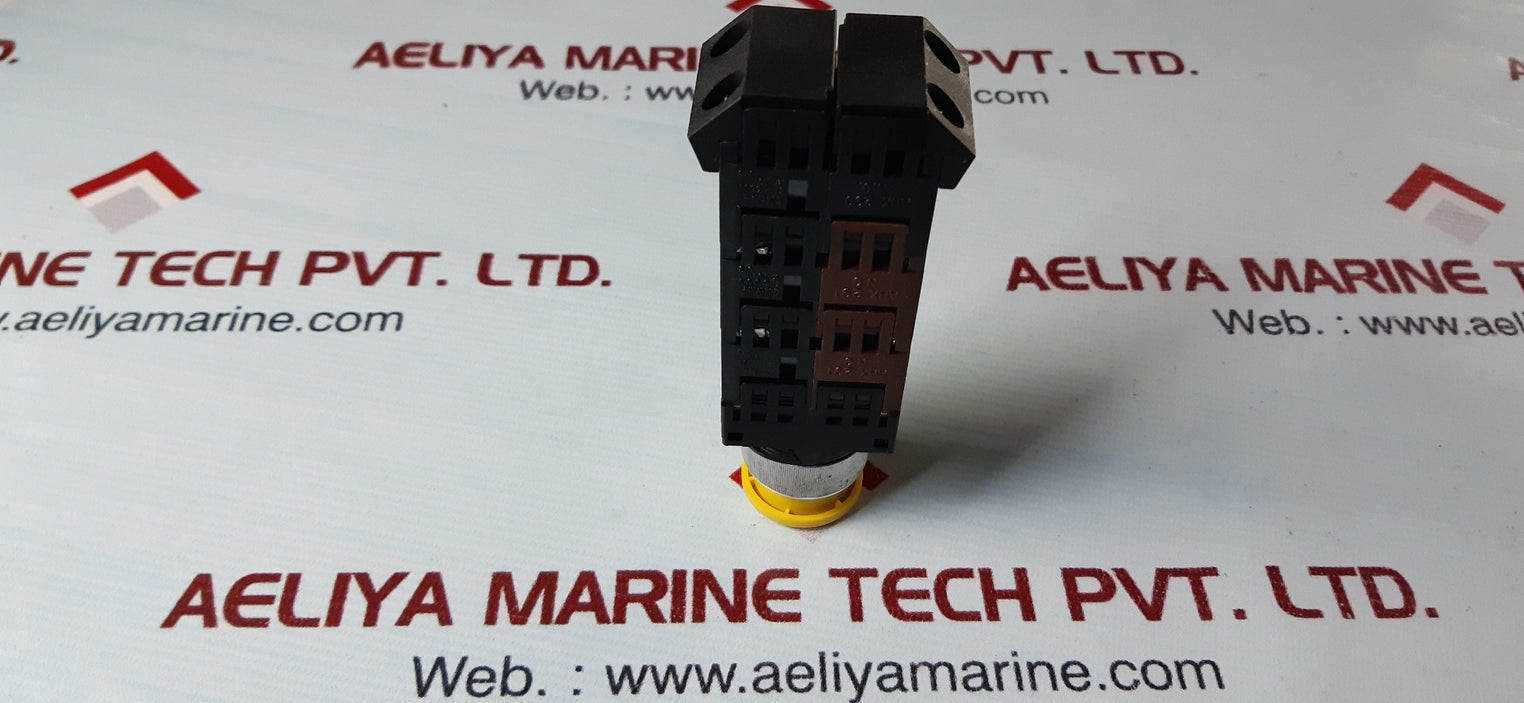 Fuji electric ah22 push button switch ac 250v 6a