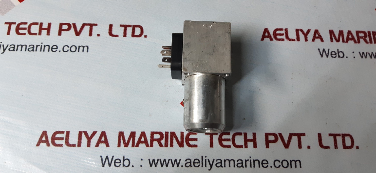 Bosch 0-811-160-153 pressure switch