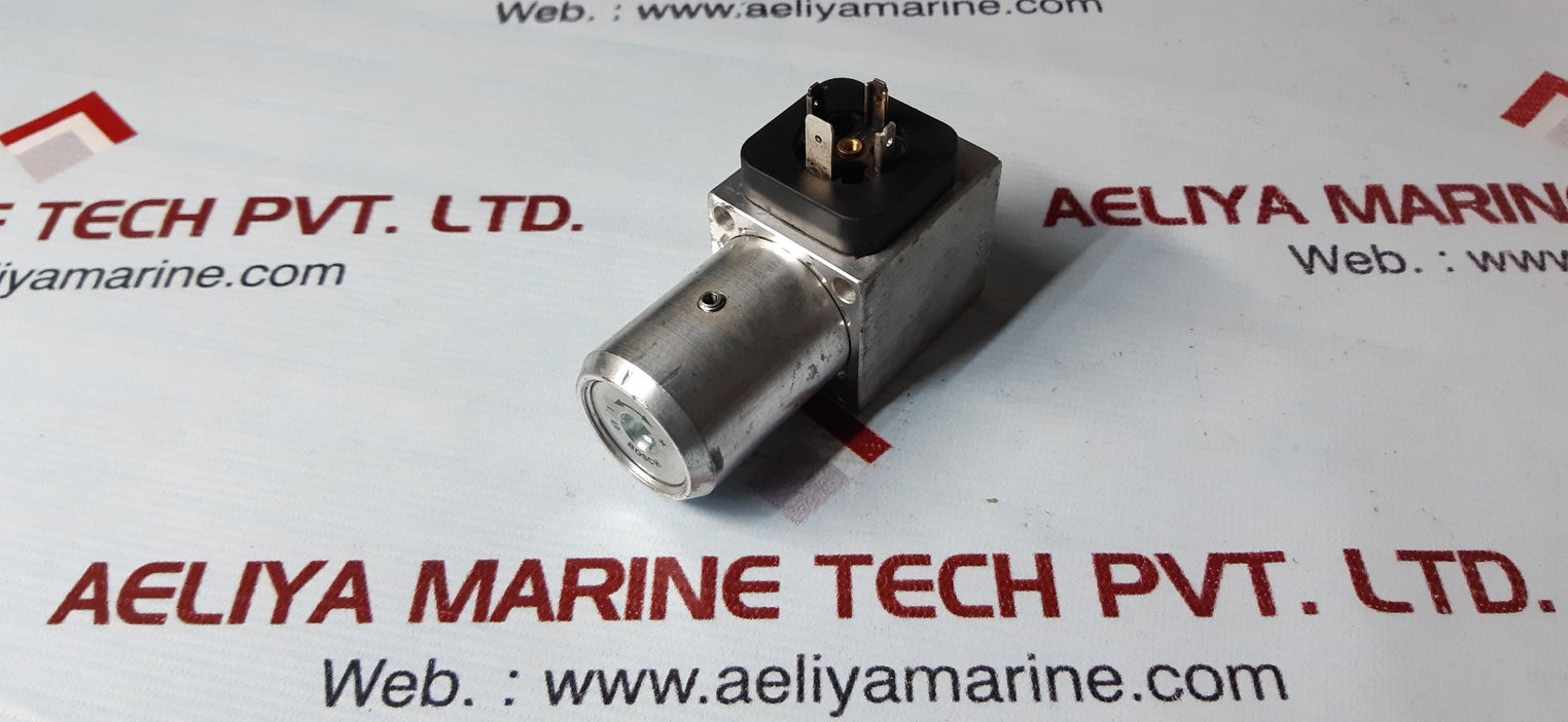 Bosch 0-811-160-153 pressure switch