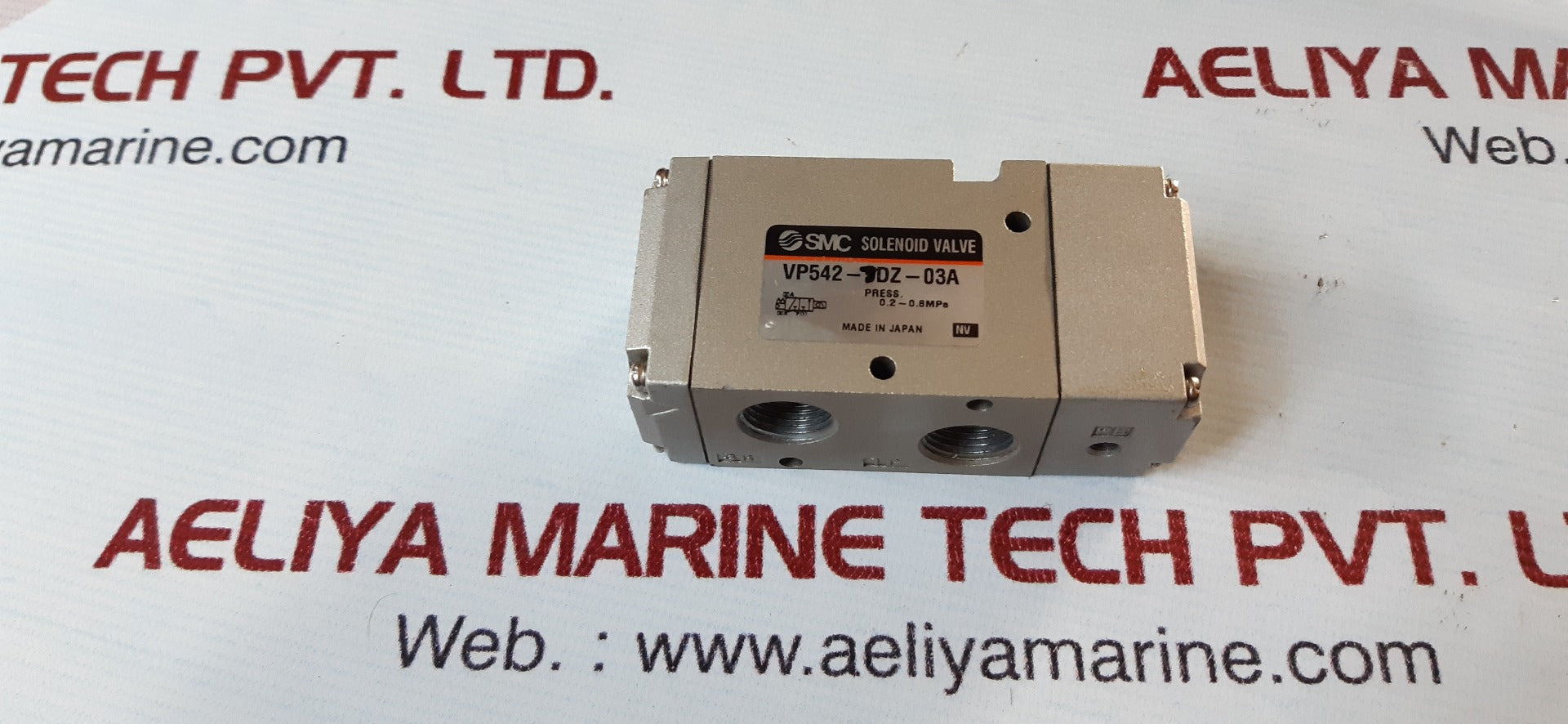 Smc vp542-7dz-03a pneumatics solenoid valve