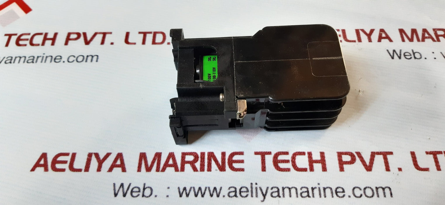 Fuji electric srca50-3f/x 4a4b auxiliary relay 100/100-110v 50/60hz coil