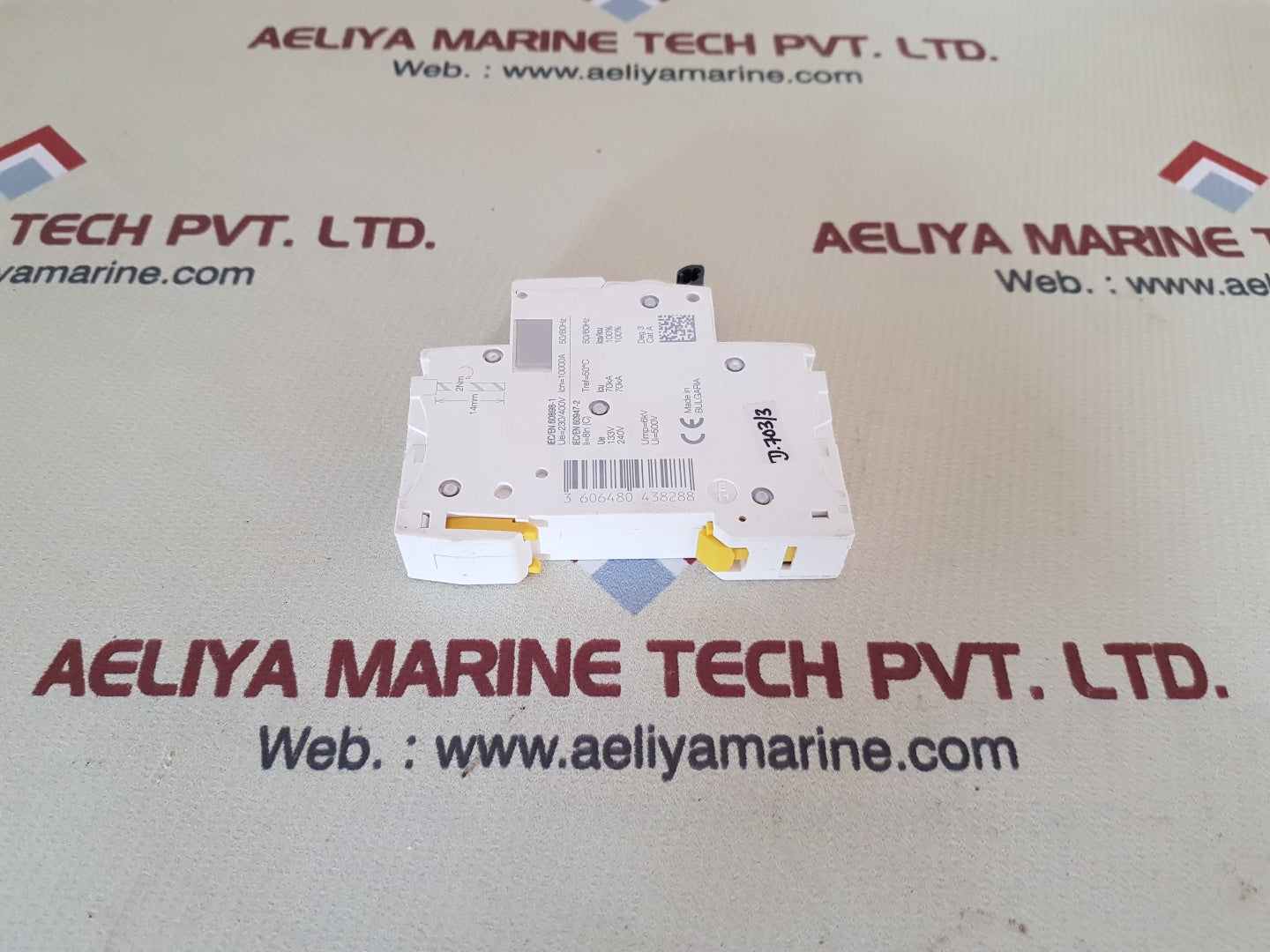 Schneider electric ic60h c1a circuit breaker