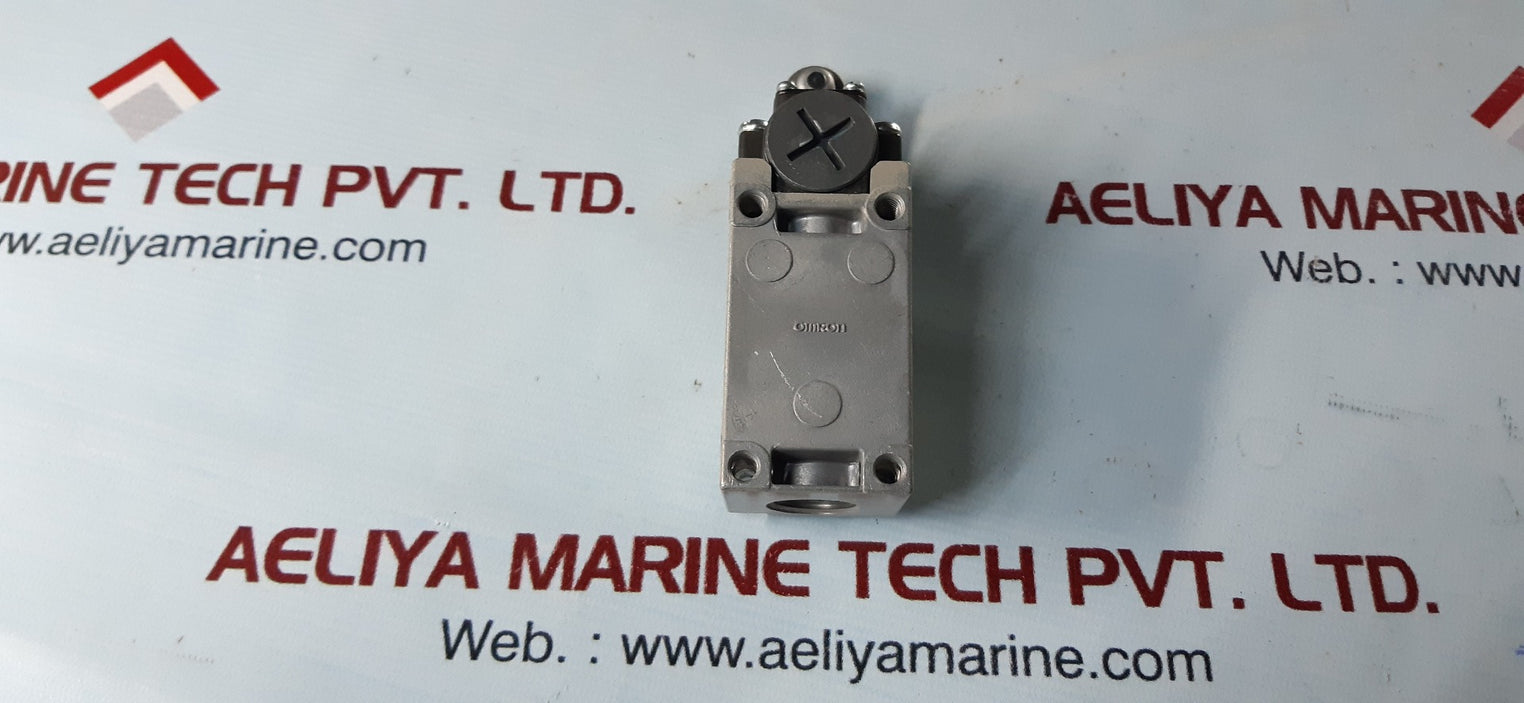 lot of 2x Omron wlca2-2n-q limit switch