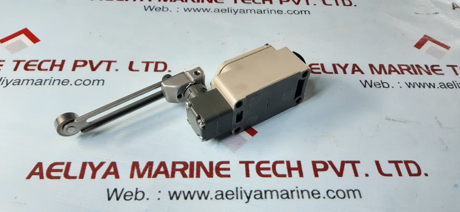 Omron wlca12-2-q limit switch