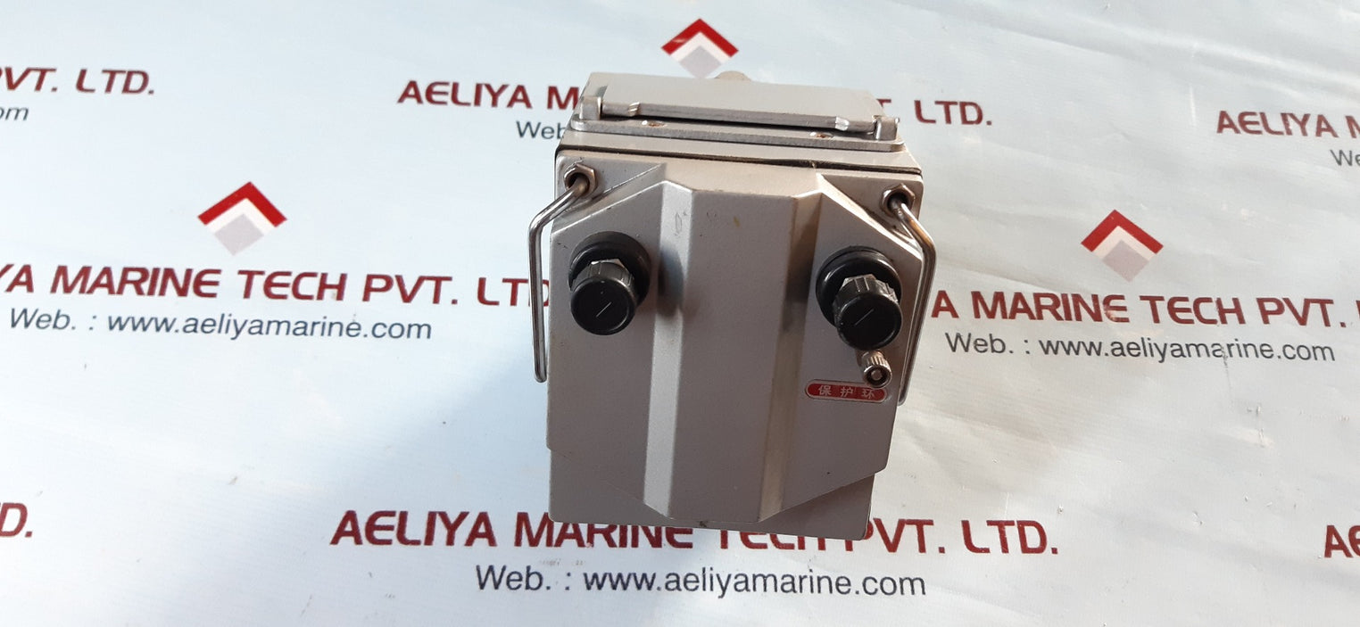 Hand crank insulation resistance meter tester megohmmeter zc25-3 500v