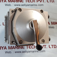 Hand crank insulation resistance meter tester megohmmeter zc25-3 500v