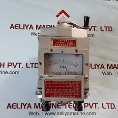 Hand crank insulation resistance meter tester megohmmeter zc25-3 500v