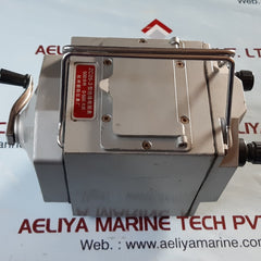 Hand crank insulation resistance meter tester megohmmeter zc25-3 500v