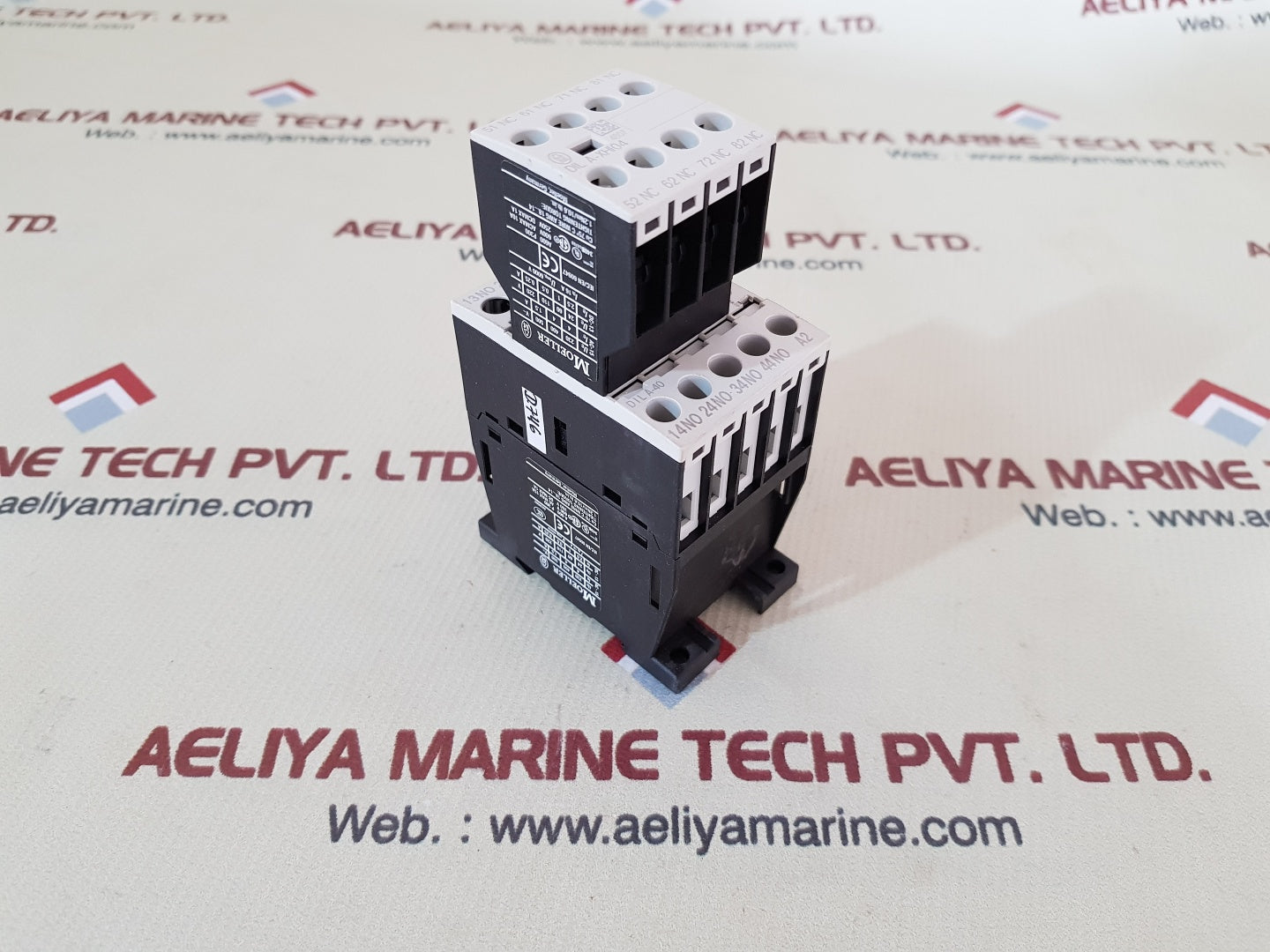 Moeller dil a-xhi04/dil a-40 auxiliary contactor